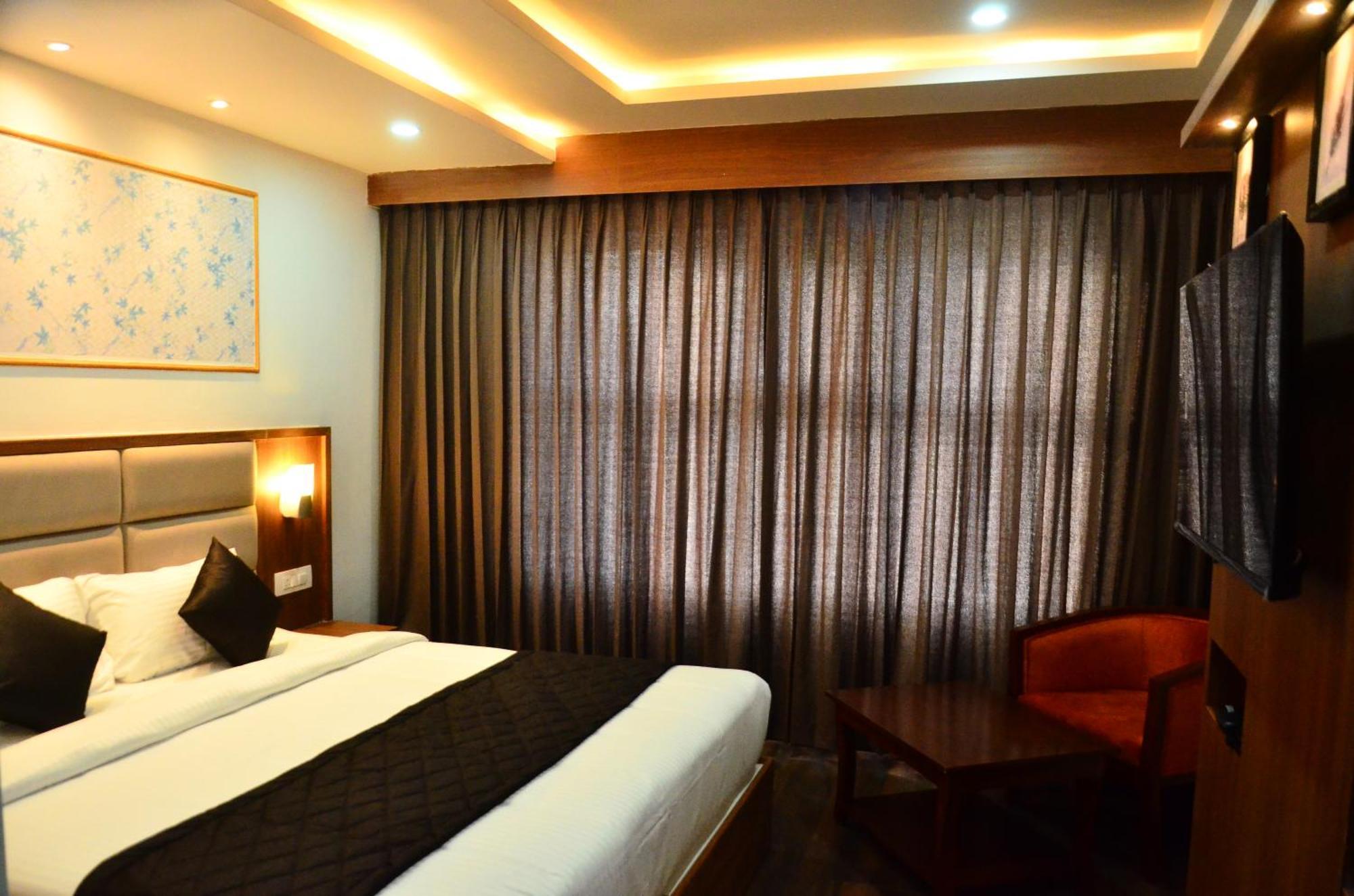 Hotel Eyrie Nest Bengaluru Kültér fotó