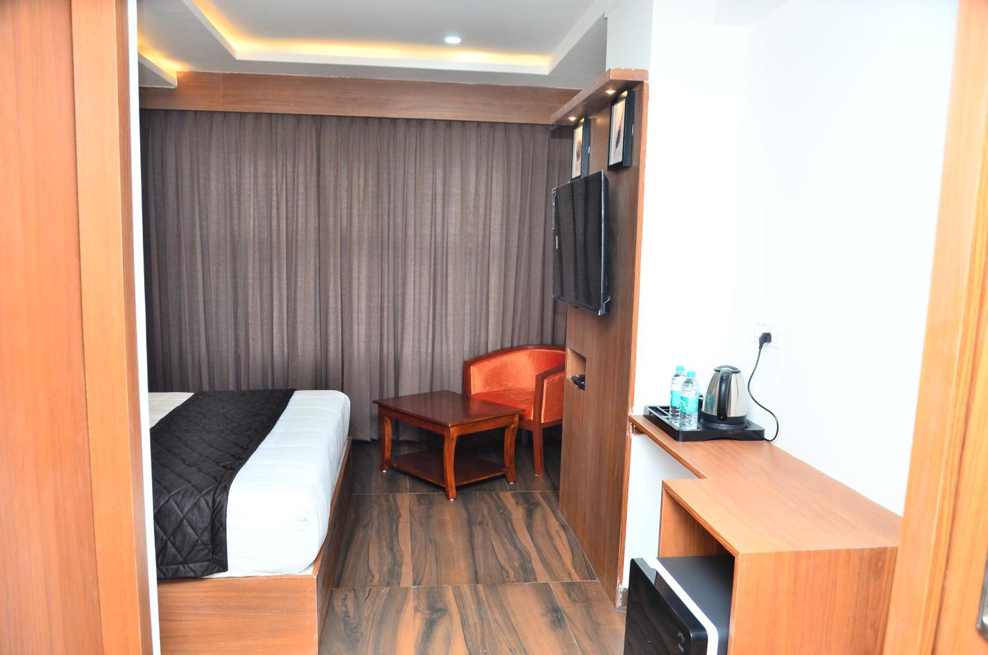 Hotel Eyrie Nest Bengaluru Kültér fotó